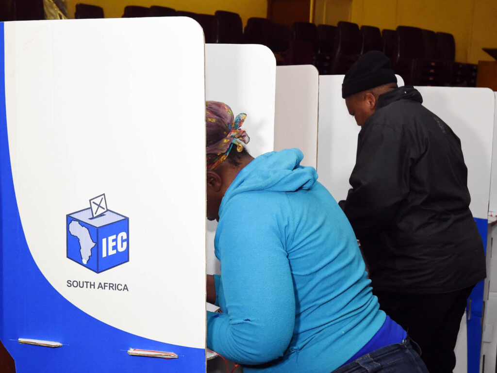 Voters at the voting booth at Idutywa Town Hall. Credit: GCIS/Siyabulela Duda.