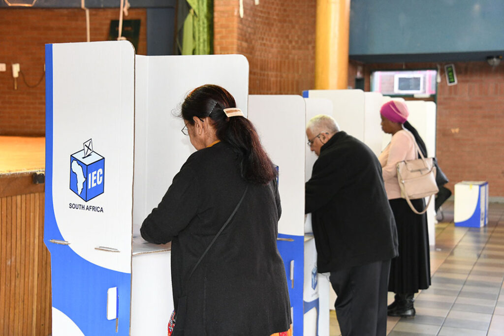 South Africa has a solid institutional body which facilitated to hold peaceful elections on 30 May 2024. People casting their votes at Laudium Community Centre in Pretoria. Credit: GCIS /Flickr.